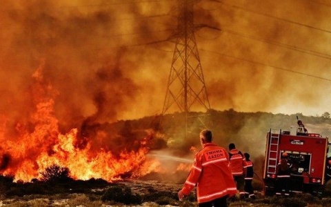 Κατά χάριν οικονομική βοήθεια στους  πληγέντες από τις πρόσφατες καταστροφικές πυρκαγιές Πάφου και Φαρμακά